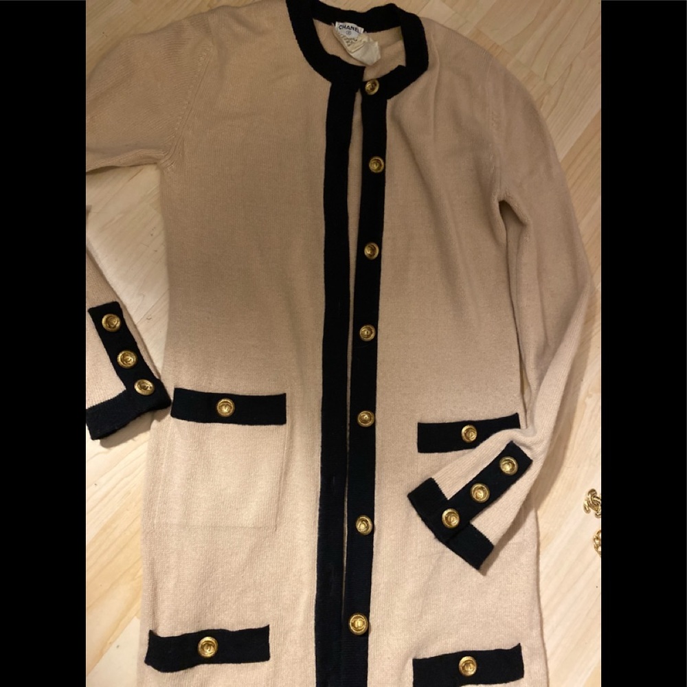 Vintage Chanel long ( maxi)sweater - Picture 3 of 7